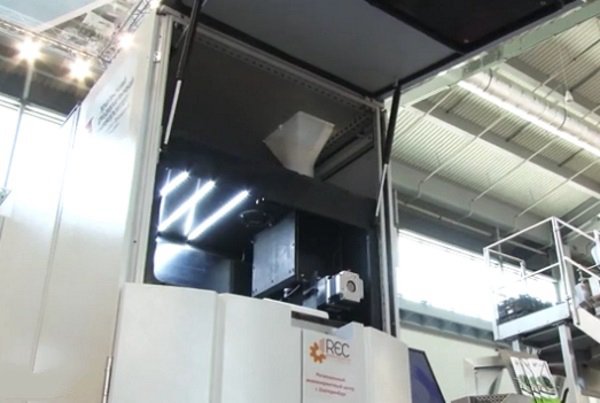 俄羅斯首款國(guó)產(chǎn)金屬3D打印系統(tǒng)亮相國(guó)際工業(yè)貿(mào)易展 俄羅斯首款國(guó)產(chǎn)金屬3D打印系統(tǒng)亮相國(guó)際工業(yè)貿(mào)易展