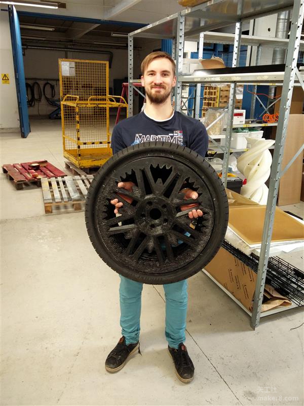 超大型3D打印機The Box現(xiàn)身 3D打印速度可達1200毫米/秒_e鍵3D打印服務(wù) 超大型3D打印機The Box現(xiàn)身 3D打印速度可達1200毫米/秒_e鍵3D打印服務(wù)